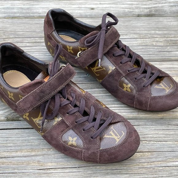 Louis Vuitton, Shoes, Louis Vuitton Men Shoes Sneaker Brown Designer Logo  Lace Up Made In Italy Size 9